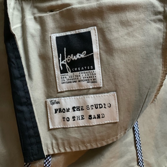 Howe tan blazer size 36. - Picture 3 of 5